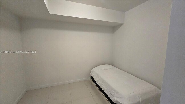 Building Photo - 7825 NW 107th Ave