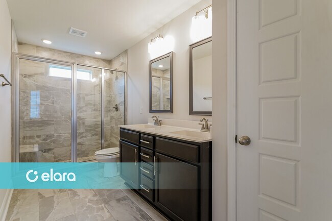 Building Photo - 230 King Rd