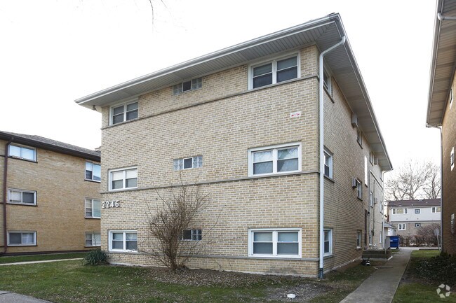 Building Photo - 2246 S 17th Ave