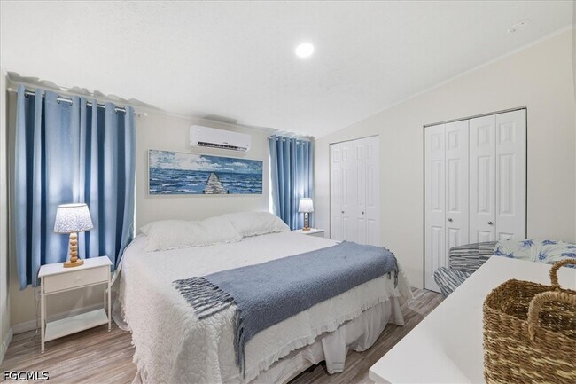 Building Photo - 851 Arapaho Trail