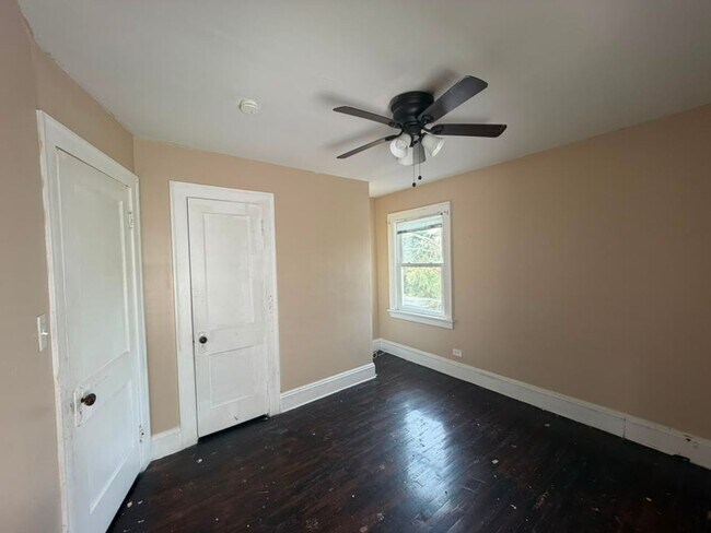 Building Photo - Affordable Cleveland Heights Home - Now Available