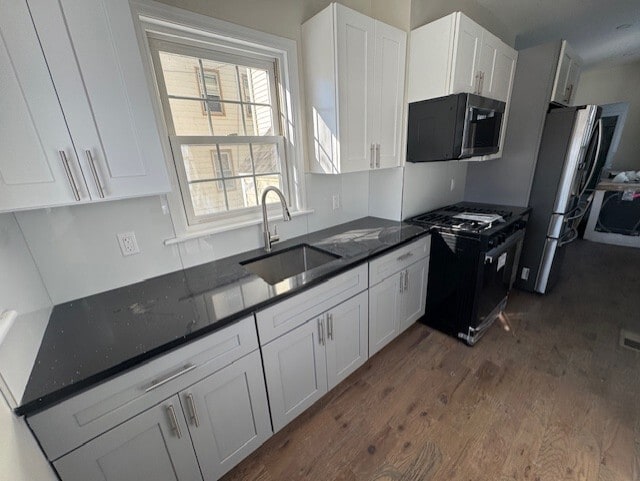 Building Photo - 104 Maple Ave