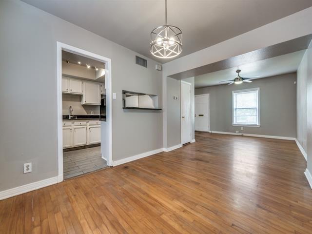 Building Photo - 6450 Bordeaux Ave