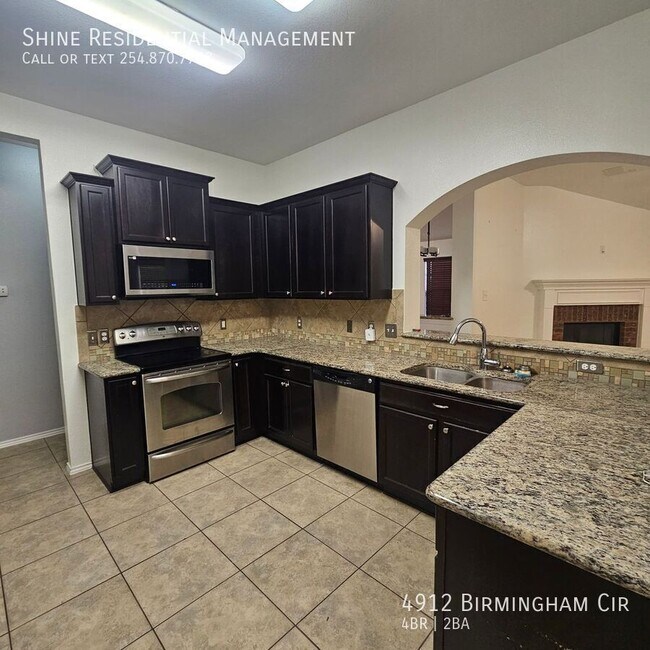 Building Photo - 4912 Birmingham Cir