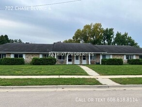 Building Photo - 702 Chase Blvd