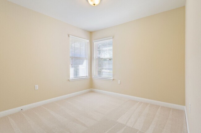 Building Photo - 107 Martin Creek Ln