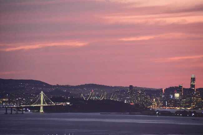 Building Photo - 11 Kenilworth Dr