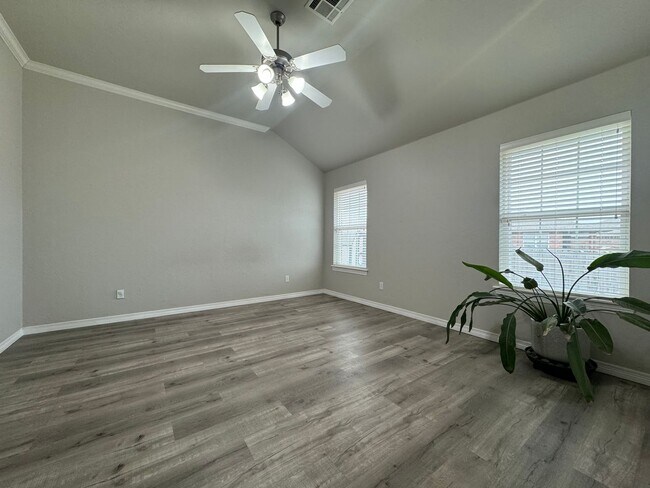 Building Photo - Super Cute 3 Bed, 2 Bath Home in Moore