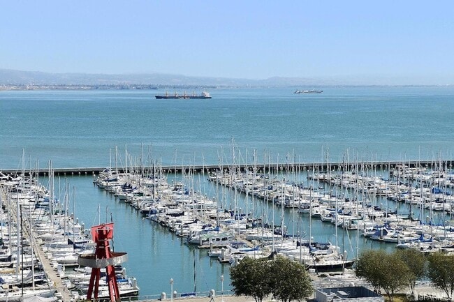 Building Photo - 50 Lansing St