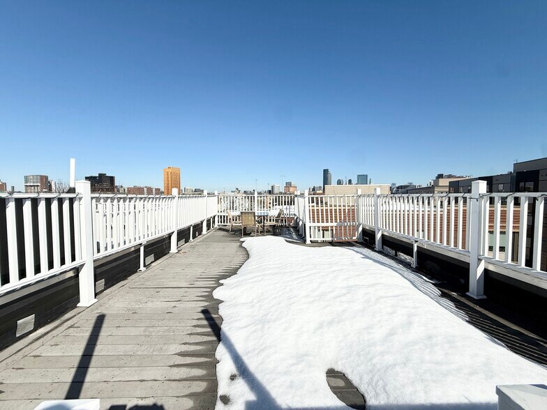 Building Photo - 1431 Tremont St
