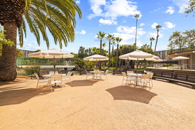 Building Photo - 3054 Rue D’Orleans