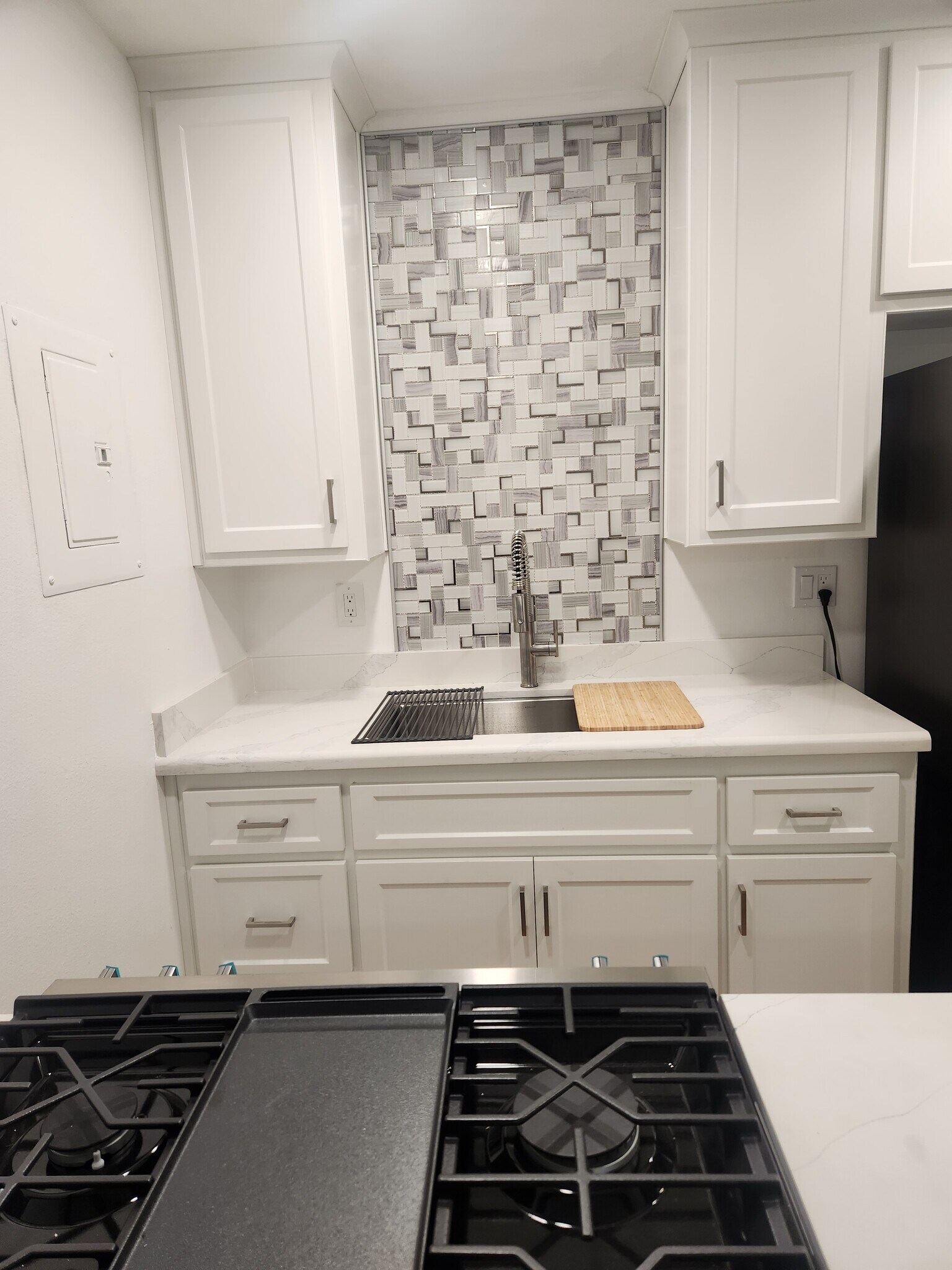 Kitchen - 13722 Red Hill Ave