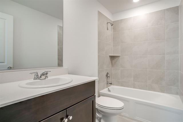 Building Photo - 3608 Kinglet Ct