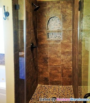 Building Photo - 25819 Drybrook Rd