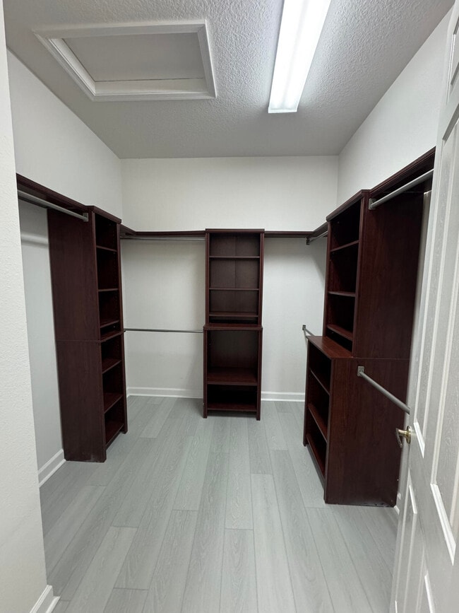 Building Photo - 6074 NW 116th Dr