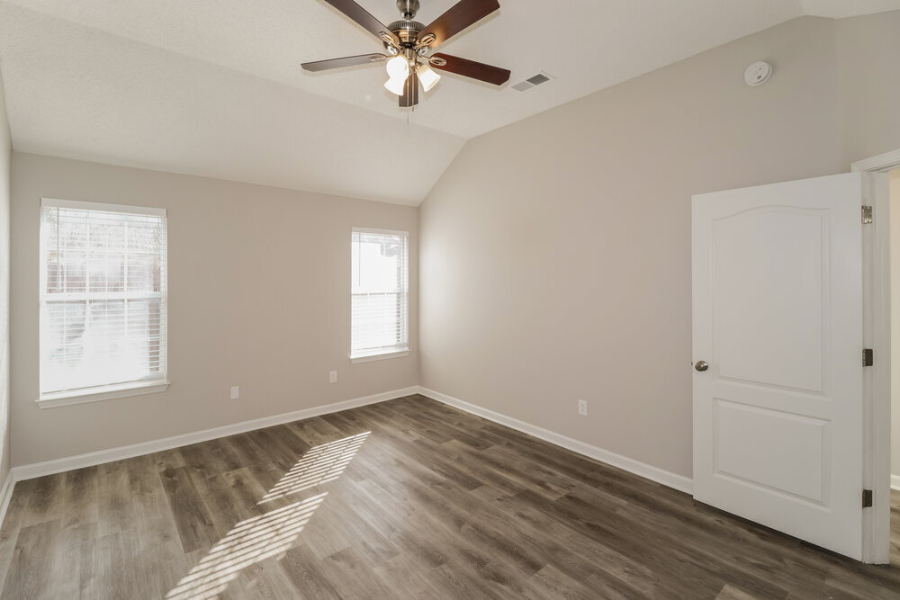 Building Photo - 9137 Cinderhill Cove E