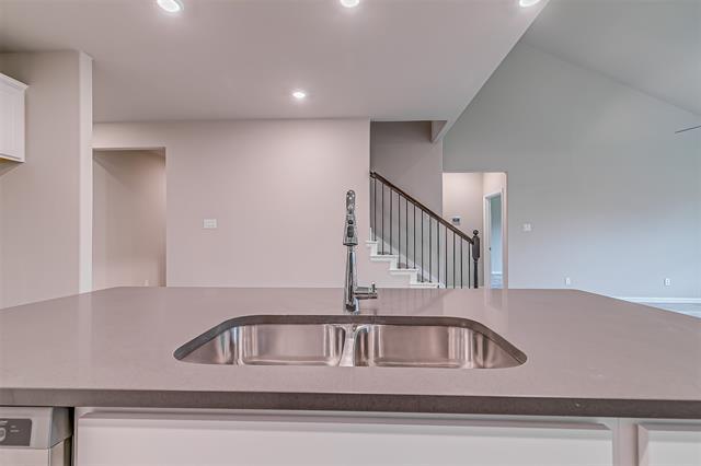 Building Photo - 337 Edmund Ln