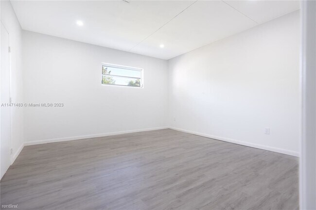 Building Photo - 2 br, 2 bath House - 24201 SW 124th Ave