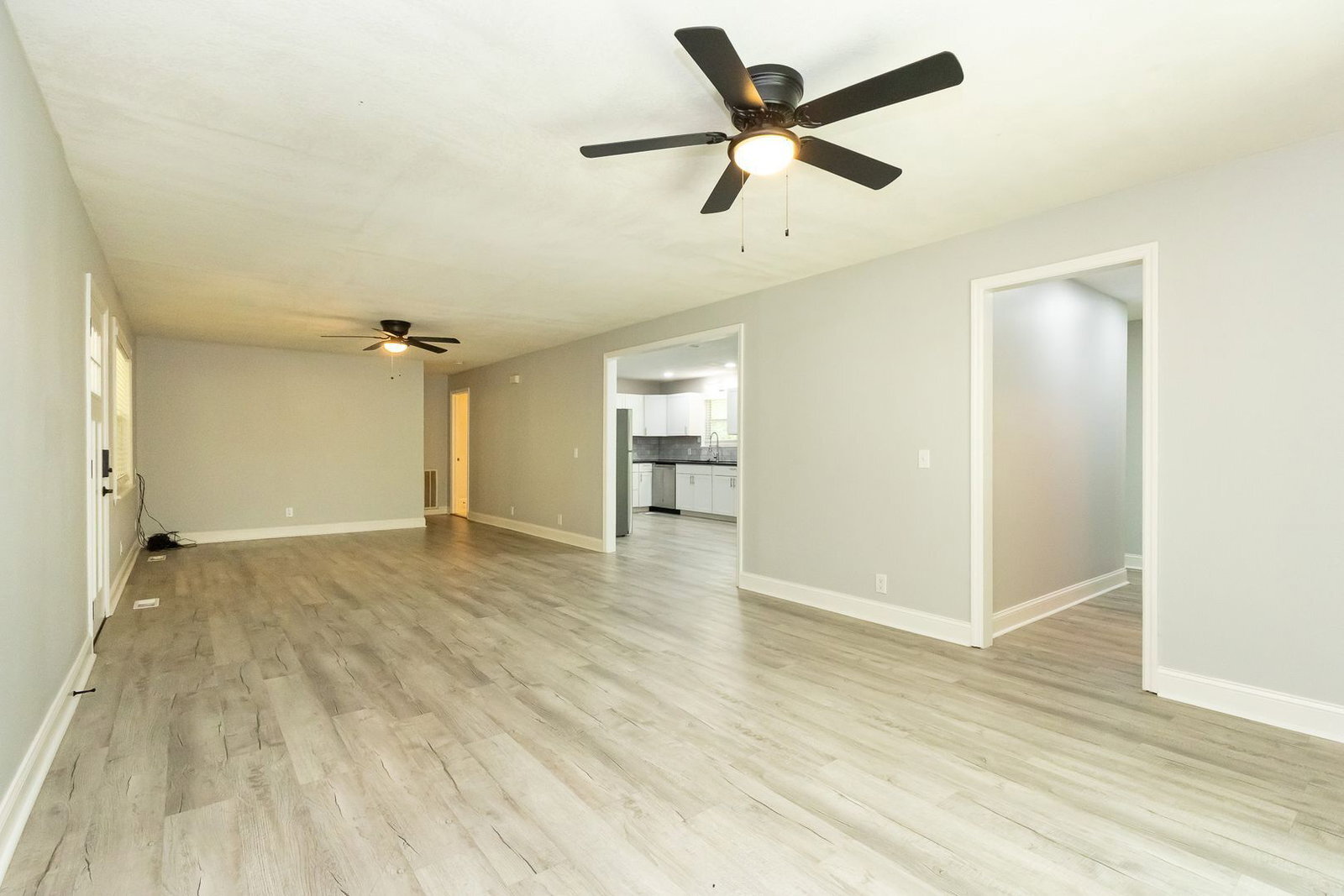 Building Photo - 405 Dempsey Ln