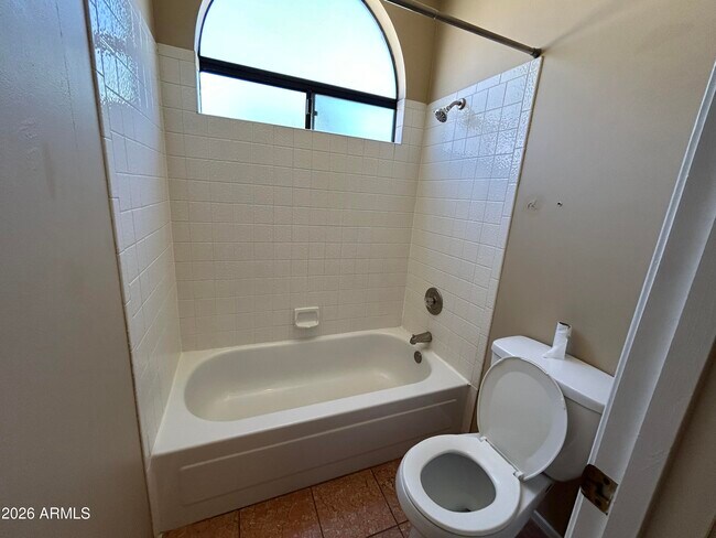 Building Photo - 7511 W Kimberly Way