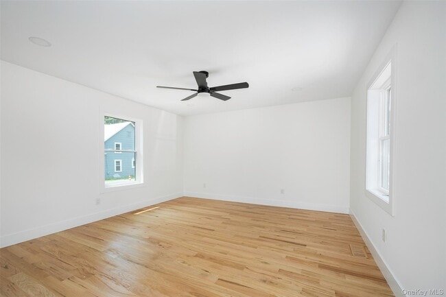 Building Photo - 7441 S Broadway