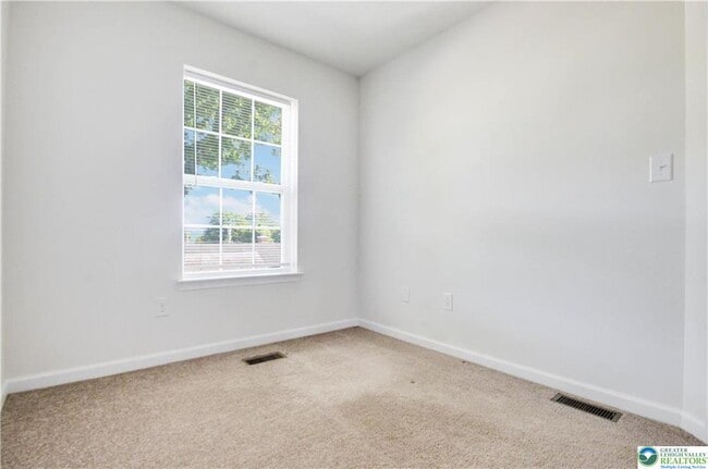 Building Photo - 304 Stonewood Ln
