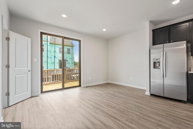 Building Photo - 12606 BRANCH HOLLOW Ln