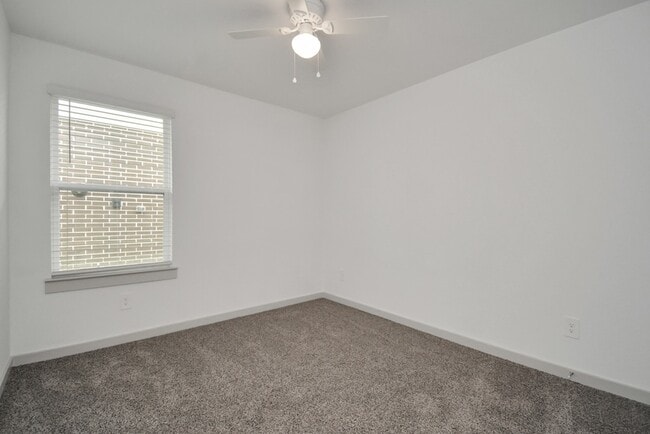 Building Photo - 7803 Golden Rubia Ln