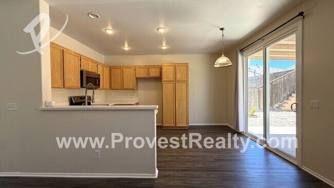 Building Photo - 13173 Cucamonga Ct