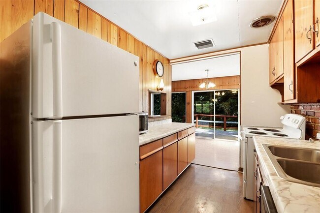 Building Photo - 1622 Arbor Park Dr