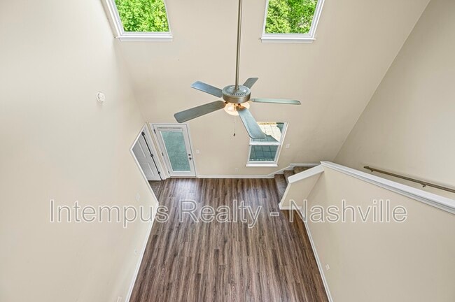 Building Photo - 1704 Bethel Ln