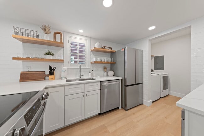 Building Photo - 13 Gulf Breeze Ct