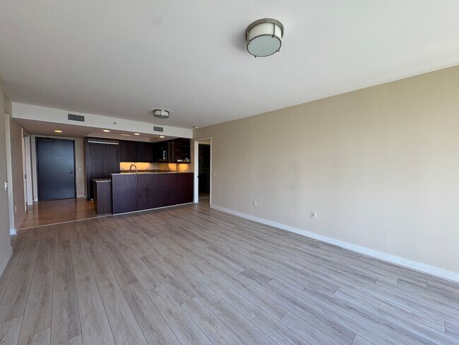 Building Photo - Envelope Yourself in Luxury at The Watermark Waikiki
