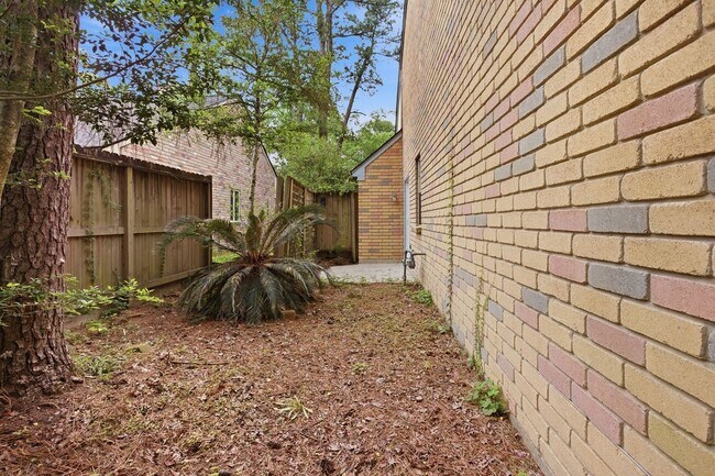 Building Photo - 54 Quiet Peace Pl