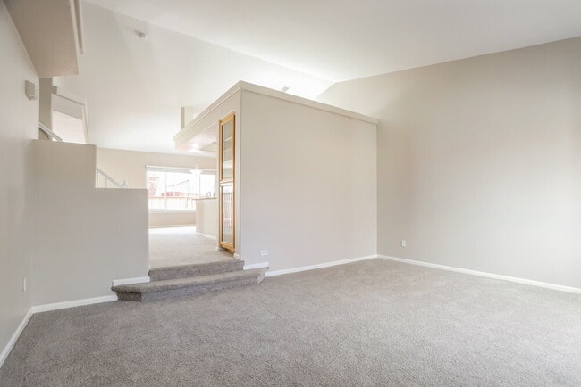 Building Photo - 4072 N Ensenada St