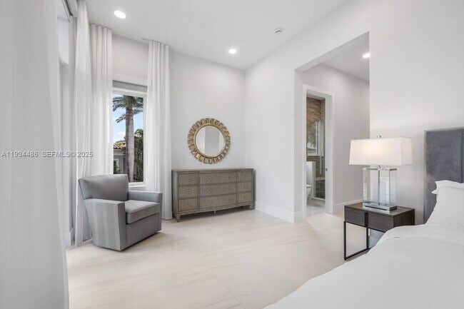 Building Photo - 3912 Island Estates Dr