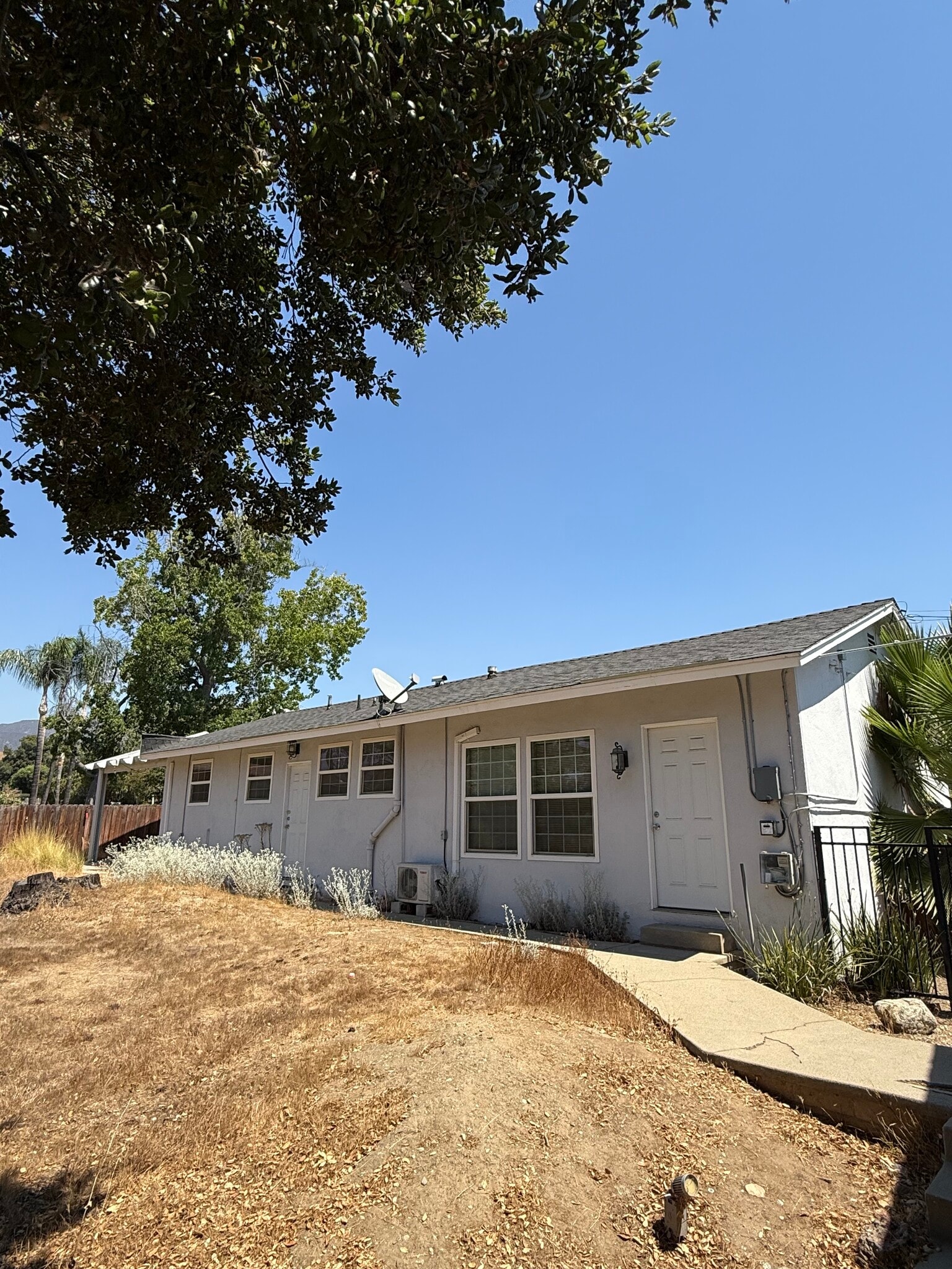 Building Photo - 4003 Garey Ave
