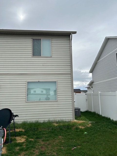 Building Photo - 3223 Bantam Ave