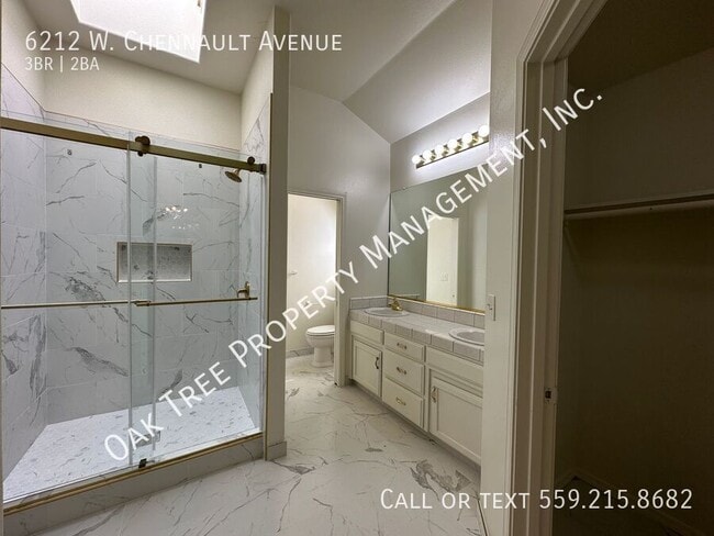 Building Photo - 6212 W Chennault Ave