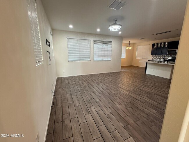 Building Photo - 6901 N 88th Dr