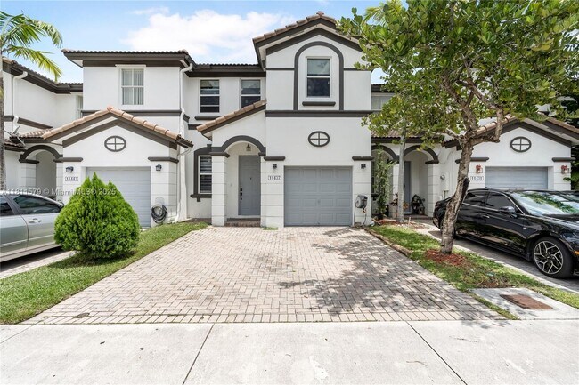 Building Photo - 11437 NW 76th Terrace