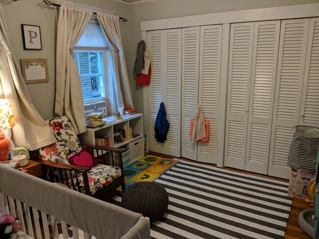 Building Photo - 76 Dudley St