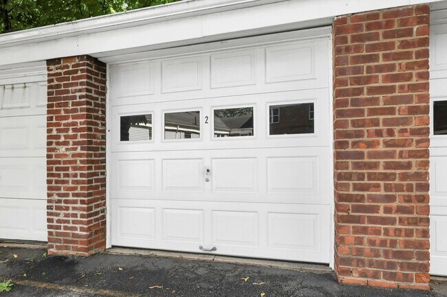 Building Photo - 179A Christie Heights St