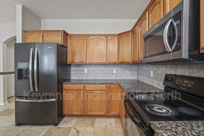 Building Photo - 16355 Meadowlands Ln