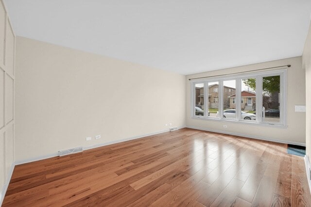 Building Photo - 7520 W Carmen Ave