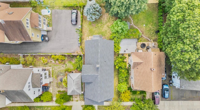 Building Photo - 74 4th St