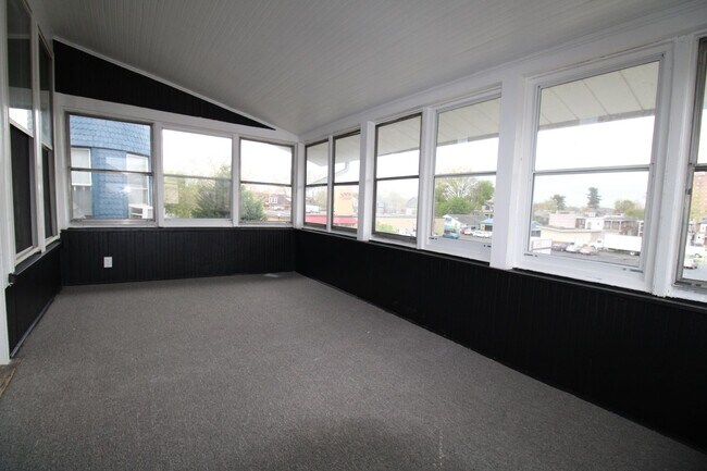 Building Photo - 2333 N 3rd St