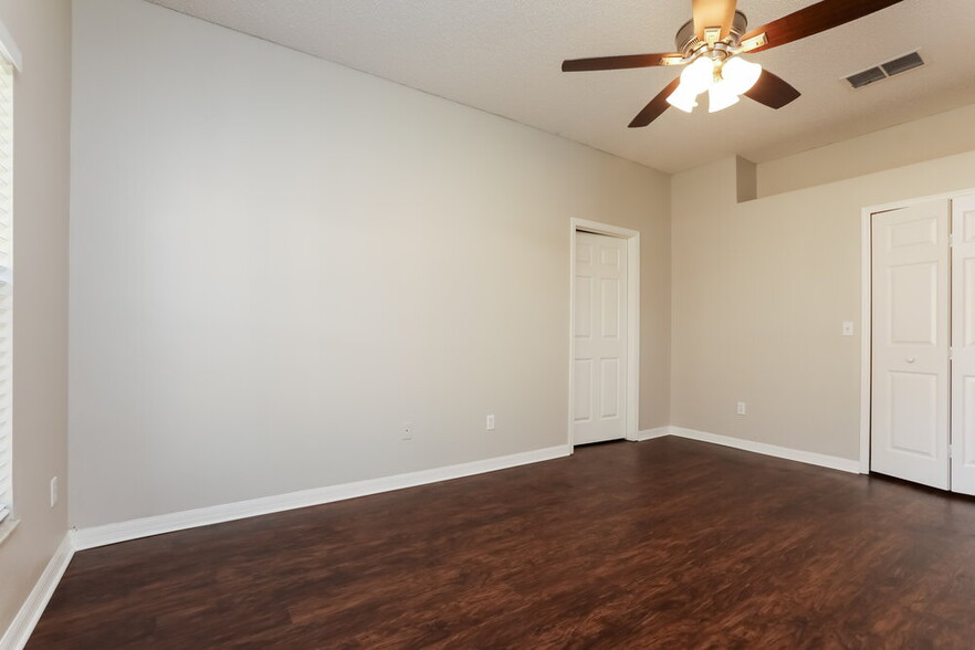 Building Photo - 1149 Osprey Way