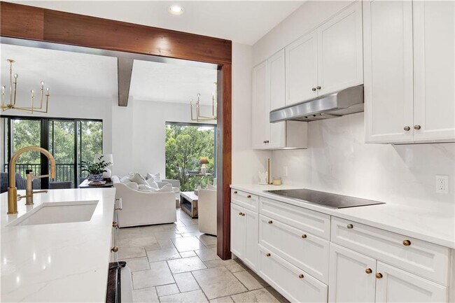 Building Photo - 18269 Colony Dr Dr