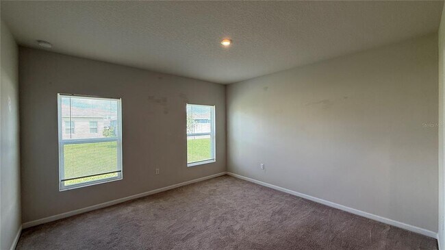 Building Photo - 1481 Haines Dr